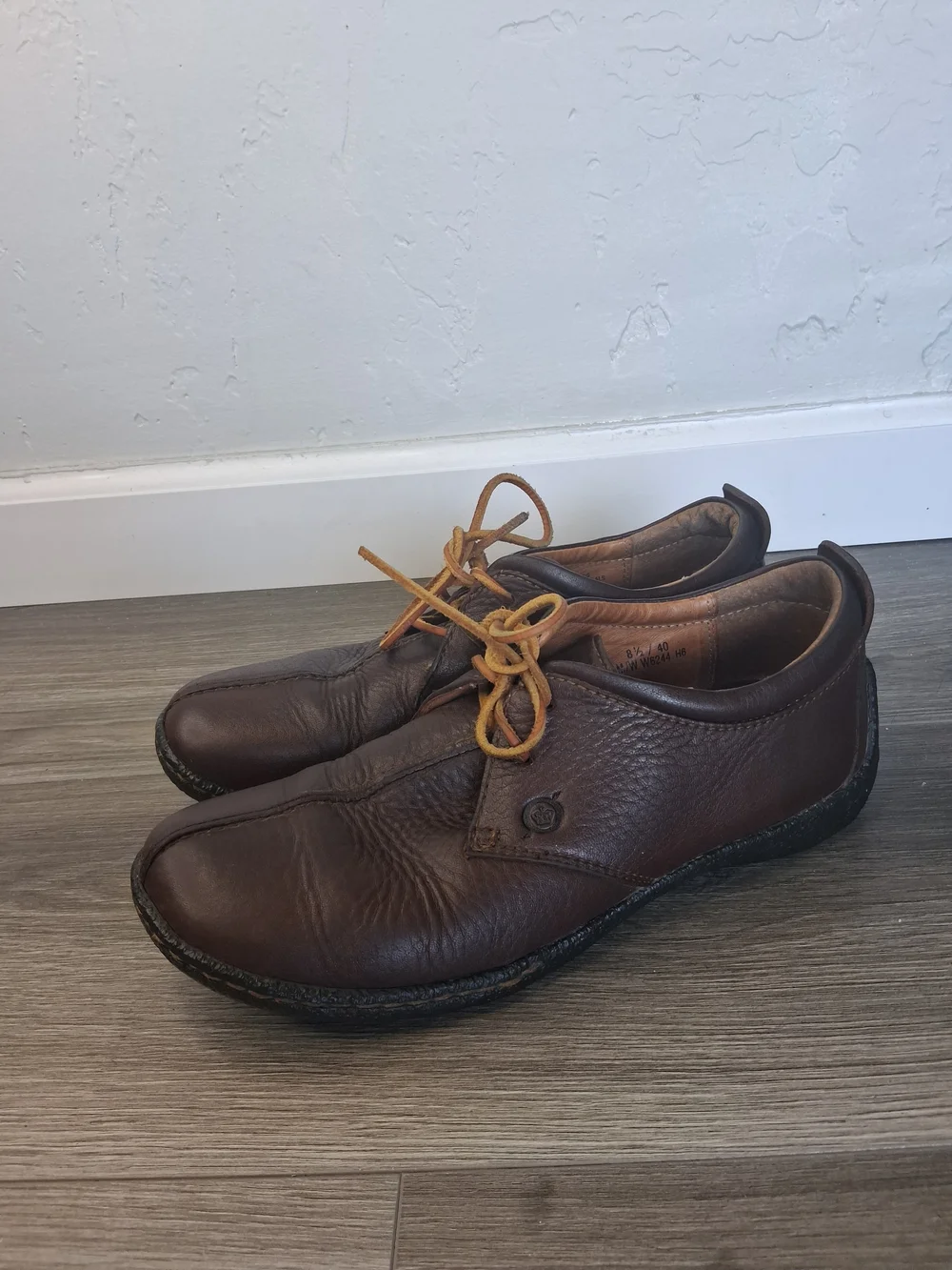 Born Women's Brown Leather Oxford Comfort Shoes Size 8.5 US 40 Handcrafted Lace